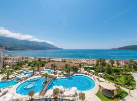 Splendid Conference & Spa Resort: Budva'da bir otel