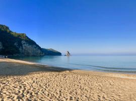 Sebastian's - Agios Gordios Beach, appartement à Agios Gordios