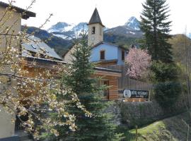 Auberge du Bachelard, hotell i Uvernet