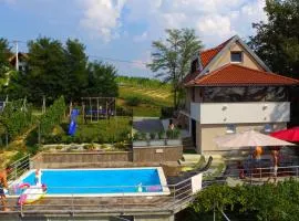 Elizabeta Holiday Home
