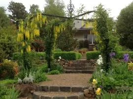 Delderfield Villas Adults Retreat
