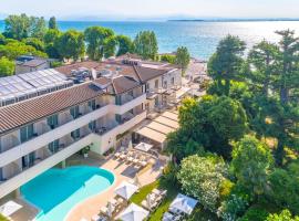 Villa Rosa Hotel Desenzano – hotel w mieście Desenzano del Garda