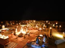 Luksusa telts Desert Bivouac Mhamid pilsētā Mamida