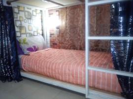 Ban Kru Ae mixed dorm, hotel malapit sa Rangsit University, Ban Don Muang