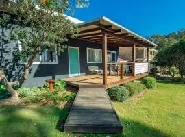 Tallowood beachfront cottage