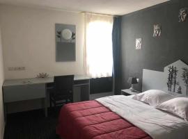 HOTEL RESTAURANT, hotel v destinaci Parigny