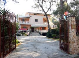 Villa Robinia, hotel v destinaci Massafra