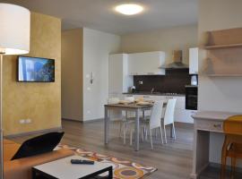 Amore & Psiche Apartments، فندق في Sovere