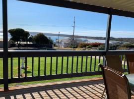 Sunny Brae, holiday home in Emu Bay