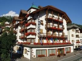 Hotel Dolomiti Madonna, hotell i Ortisei