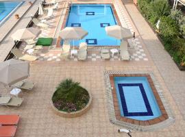 Esperides Beach Hotel Apartments, hotel Sztalószban