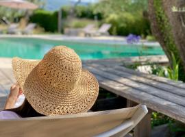 Maison d'Hôtes Bleu Azur, hotell i Tourrettes-sur-Loup