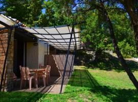 VVF Luberon Provence, parque de vacaciones en Murs