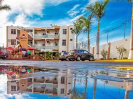 Hotel & Suites Mar y Sol Las Palmas, íbúðahótel í Rincon de Guayabitos