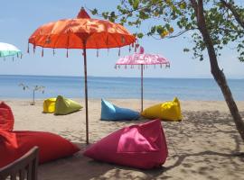 Bujang Lapuk Hostel – hotel w pobliżu miejsca Plaża Sekotong w mieście Sekotong