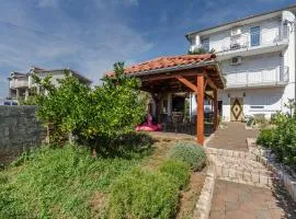 Apartment and Room Ilija