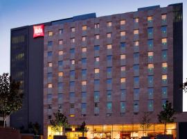 ibis Santiago Las Condes Manquehue: Santiago'da bir otel