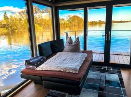 Houseboat villa.nautica, barco en Wiesbaden
