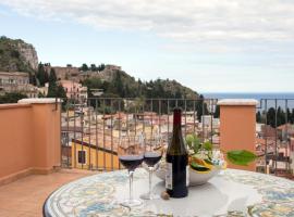 Vilagos Apartments & Loft Taormina, hotel in Taormina