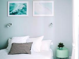 Outsite Coliving Biarritz, hotel near Rock of the Blessed Virgin, Biarritz