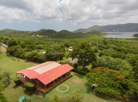 Chalet mer et montagne, hotel em Sainte-Anne