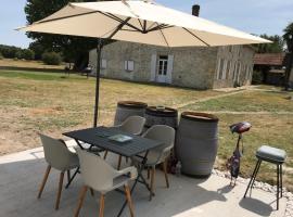 Gîte indépendant entre vignes et océan: Bégadan şehrinde bir otel