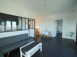 PROCHE BORDEAUX APPARTEMENT 75 M2 ROOFTOP, παραθεριστική κατοικία σε Bruges