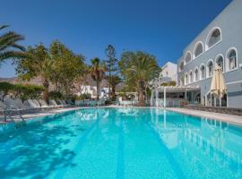 Makarios Hotel, hotel sa Kamari