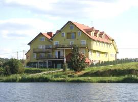 Hotel Pod Jaskółką – hotel w pobliżu miejsca Wyciąg narciarski w Tumlinie w mieście Kołomań