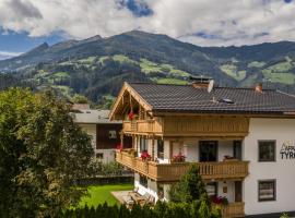 Apart Tyrol, khách sạn golf ở Uderns