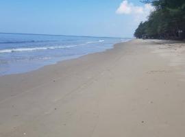 Amy's beach apartments, hotel perto de Suan Lung Tong Bai, Rayong