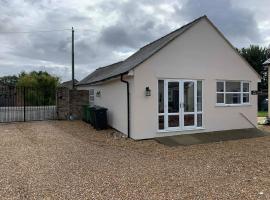 Cosy Annexe With Peaceful Surroundings, cottage in Upwell