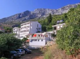 Apartments Damjan