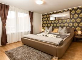 Kőszeg Panzió, bed and breakfast en Kőszeg