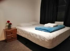 Homestay Double room, near the city center, hotel em Christchurch