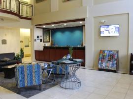 Best Western Plus Lake Elsinore Inn & Suites, hotel din Lake Elsinore