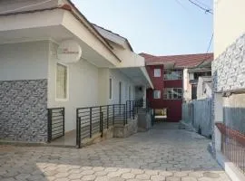 Residences by RedDoorz near MT Haryono - Minimum Stay 7 Days