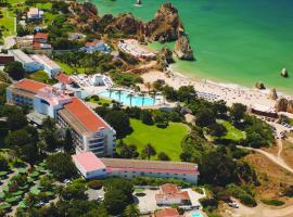 Pestana Alvor Praia Premium Beach & Golf Resort、アルヴォルのホテル