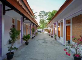 RedDoorz near Goa Jatijajar 2: Kebumen şehrinde bir otel