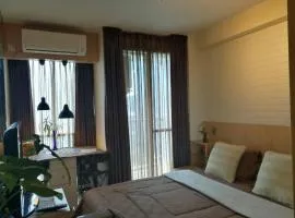 Pleasant Tifolia Studio Cozy Room In Kelapa Gading