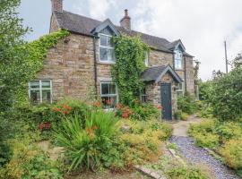 Beech House, holiday home in Leek