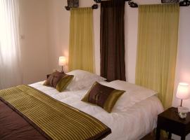 La Villa Camille、ラ・クレッシュのB&B