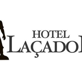 Hotel Laçador, hotel in Santa Maria