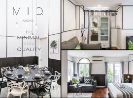 MIQ Asoke808 Pool Villa - Asoke BTS 16 Pax, hótel í Bangkok