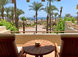 Elegant Apartment in a Luxury Resort, viešbutis Šarm el Šeiche, netoliese – Pramogų centras „SOHO Square Sharm El Sheikh“
