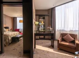 New World Suites