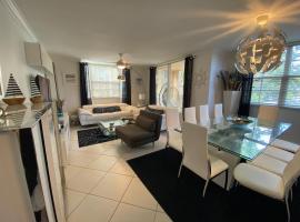 Three-Bedroom Apartment at The Yacht Club Aventura、アベンチュラのアパートメント