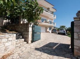 Tragana Villa, hotel in Tragána