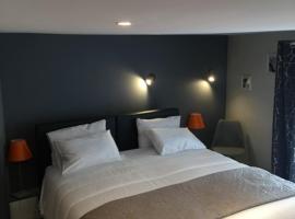 HOTEL HOVI DE LA MAIRIE, hotell i Aubervilliers