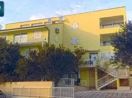 Apartments Ivo